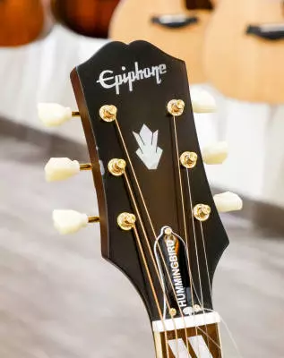 Epiphone - Inspired by Gibson Masterbilt Hummingbird - Aged Antique Natural 2